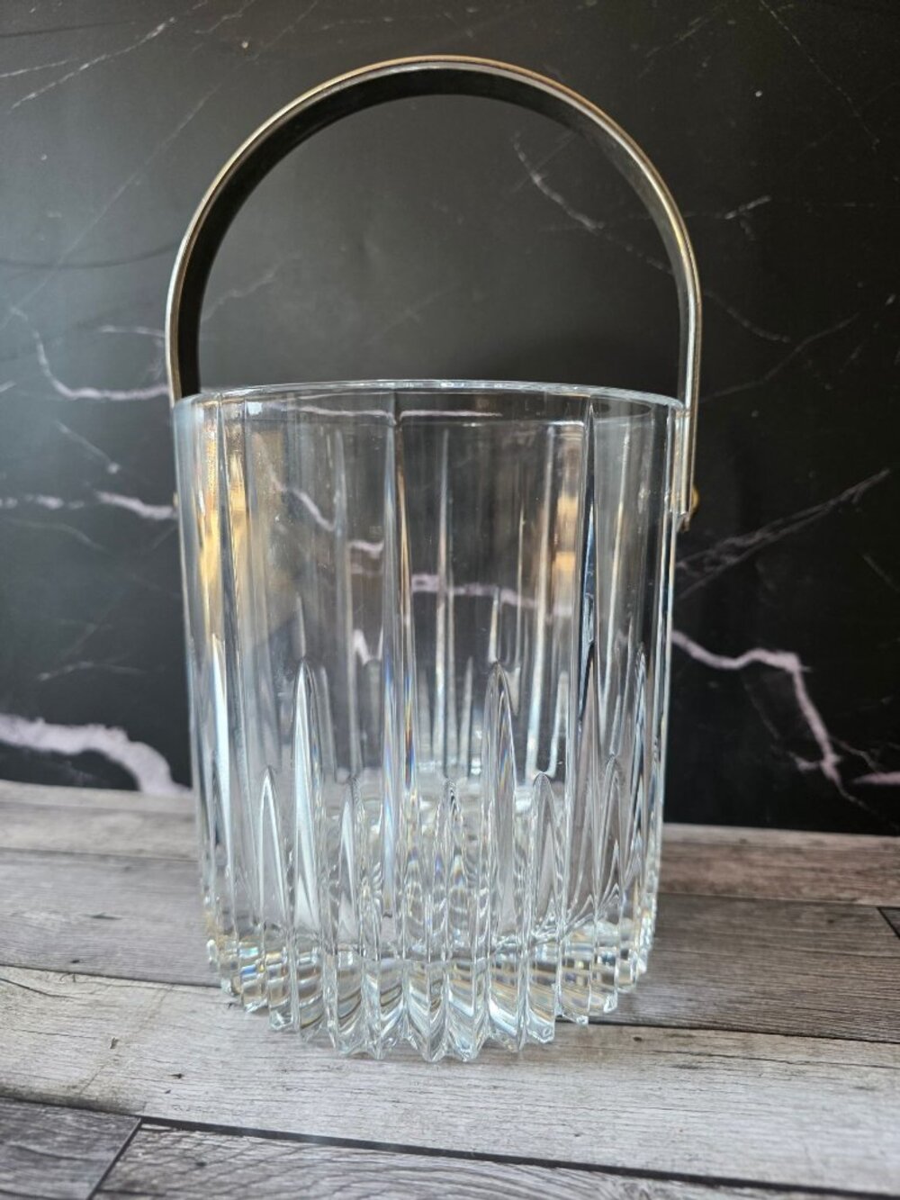 Mikasa Arctic Lights Crystal Clear Glass Ice Bucket Metal Handle